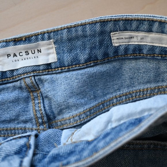 Pacsun Mom Shorts Size 27 - Picture 5 of 5